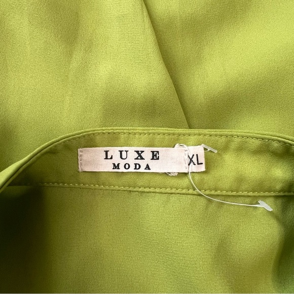 Luxe Moda Lime Green Ruffled Long-Sleeve Blouse. Size XL. - Picture 8 of 10